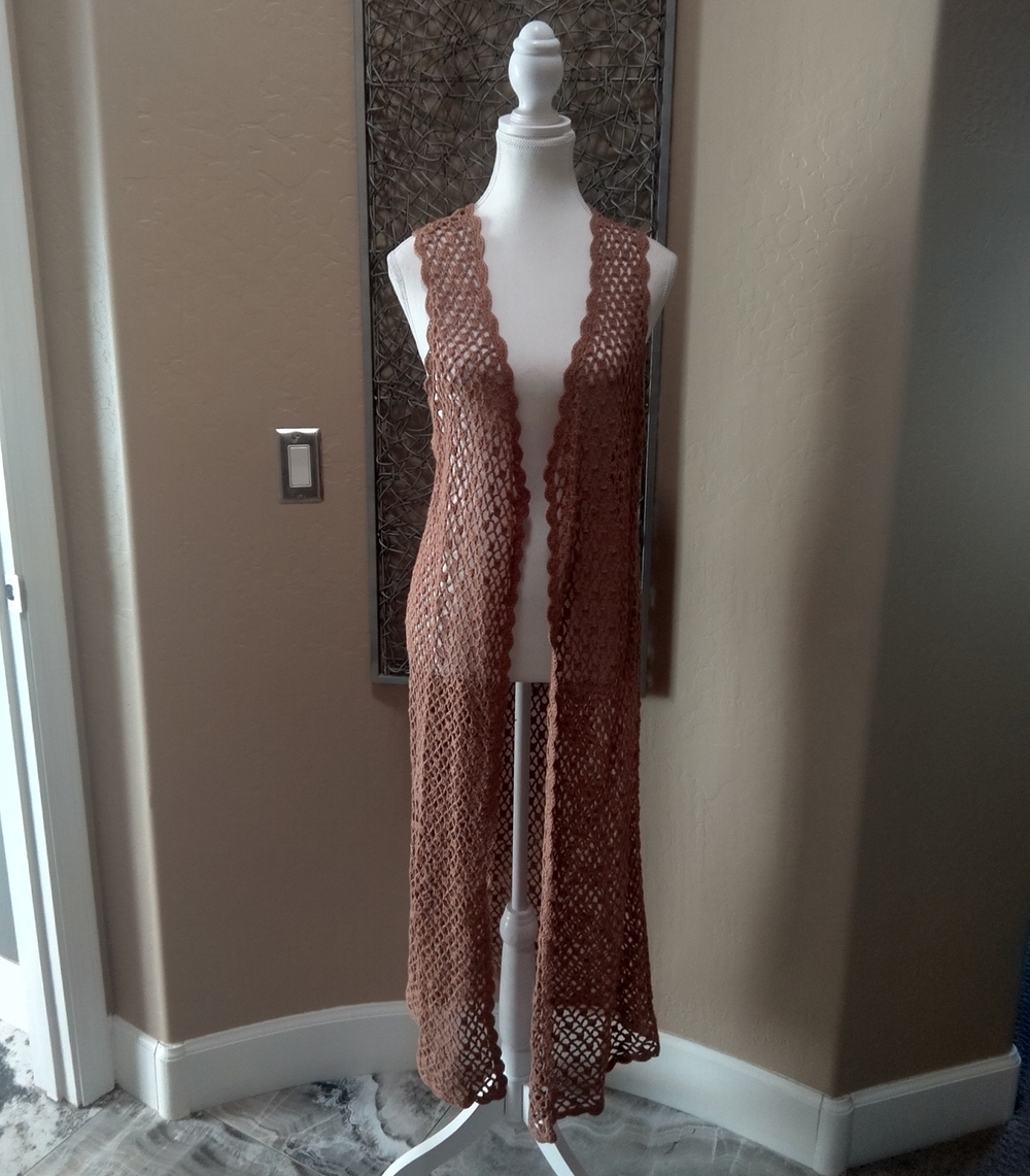 Chico's Open Crochet Sleeveless Duster Vest in British Tan